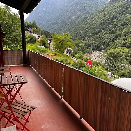 Paradiso In Verzasca Motta Ferienhaus